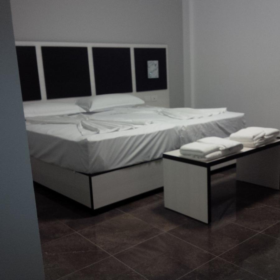 Herges Hotel Durrës Zewnętrze zdjęcie