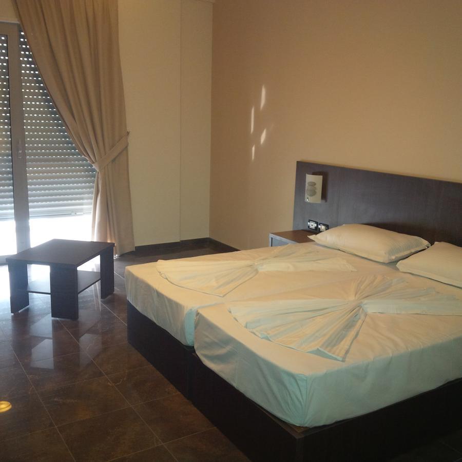 Herges Hotel Durrës Zewnętrze zdjęcie