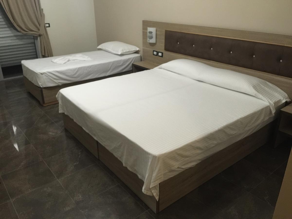 Herges Hotel Durrës Zewnętrze zdjęcie
