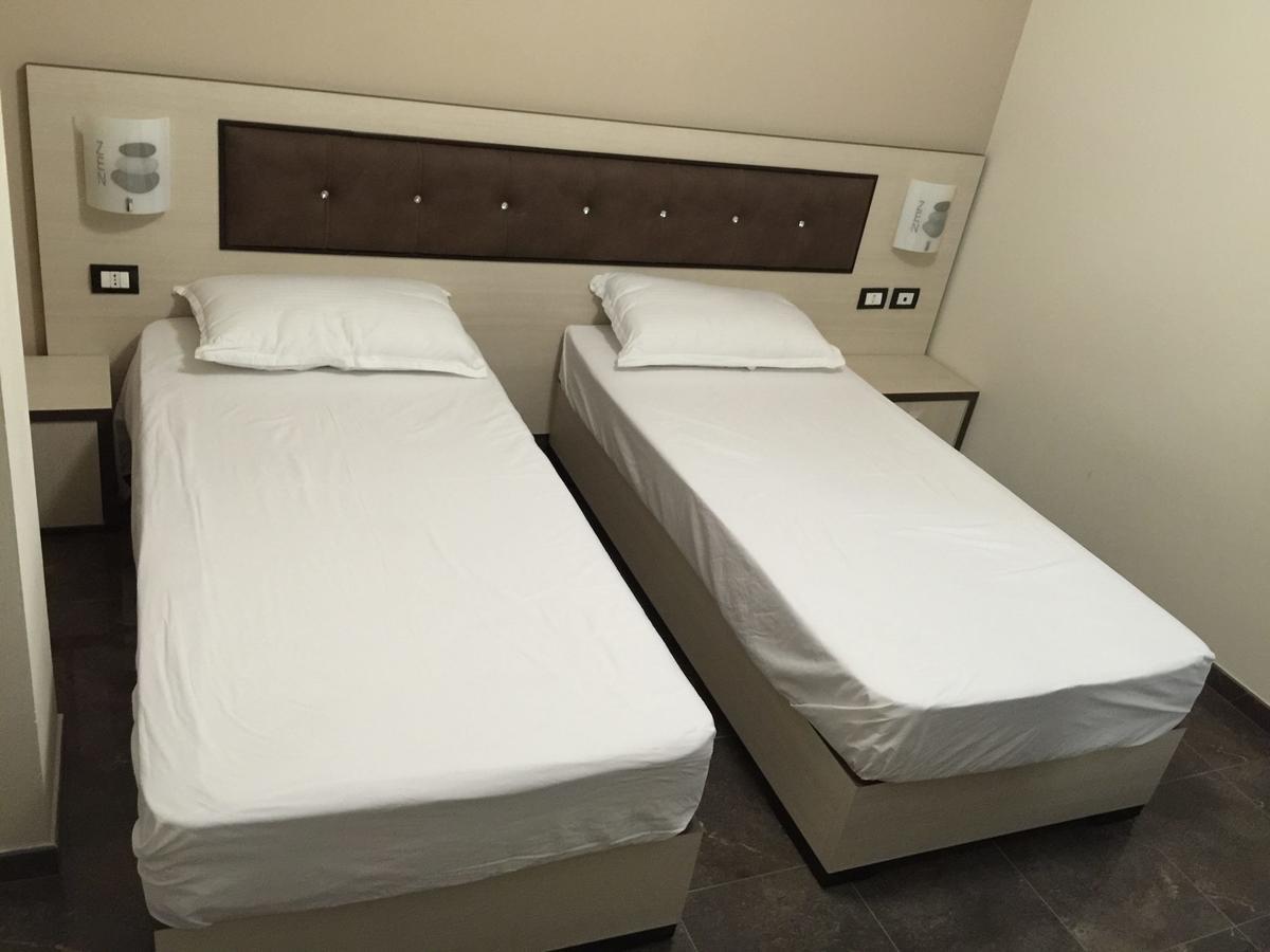Herges Hotel Durrës Zewnętrze zdjęcie
