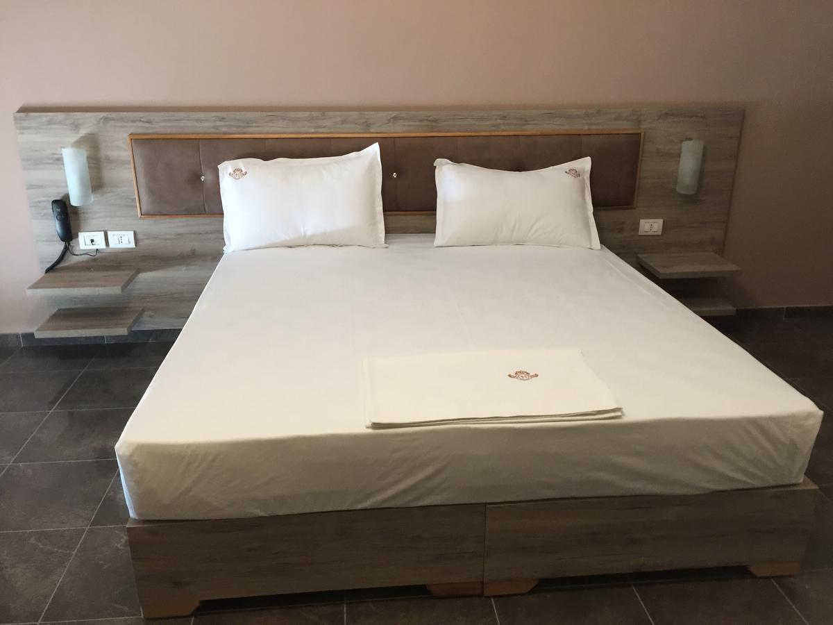 Herges Hotel Durrës Zewnętrze zdjęcie